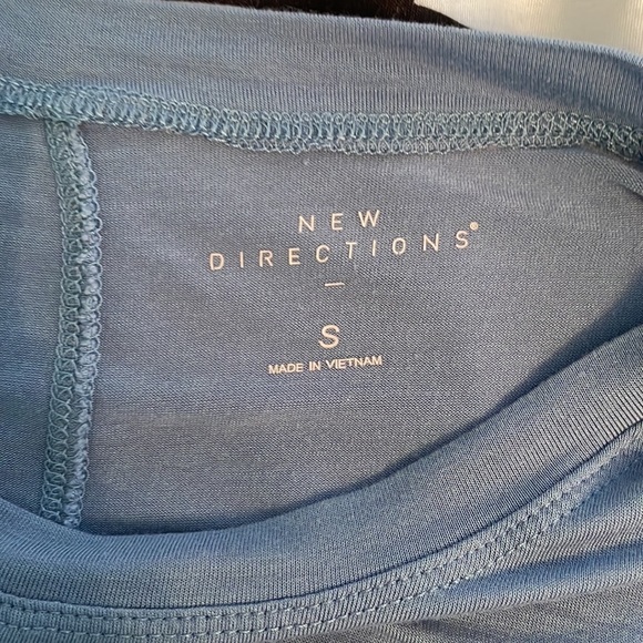 Women’s tunic top size small - Picture 3 of 3